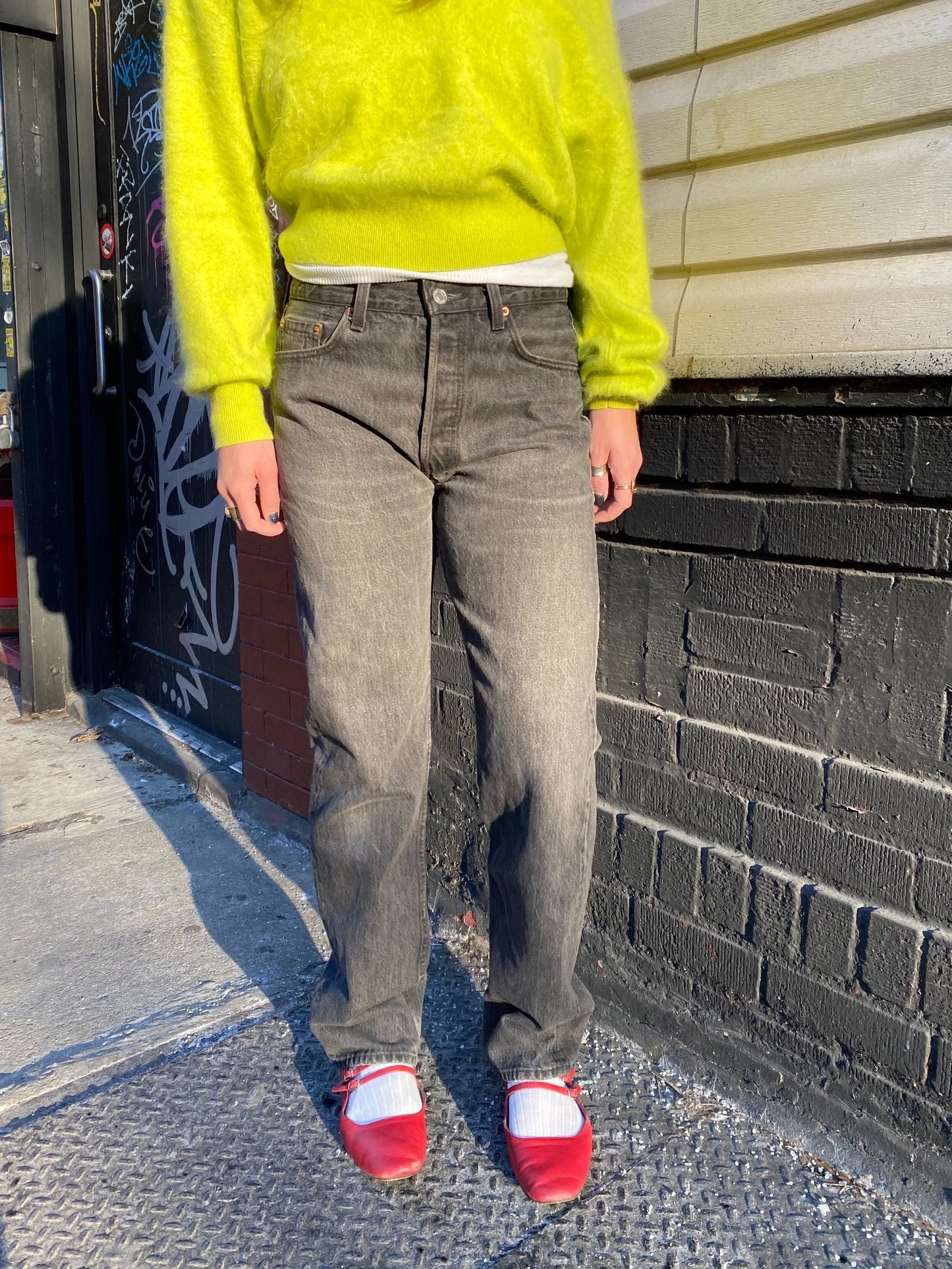 Levis Jeans 501s - W: 28"