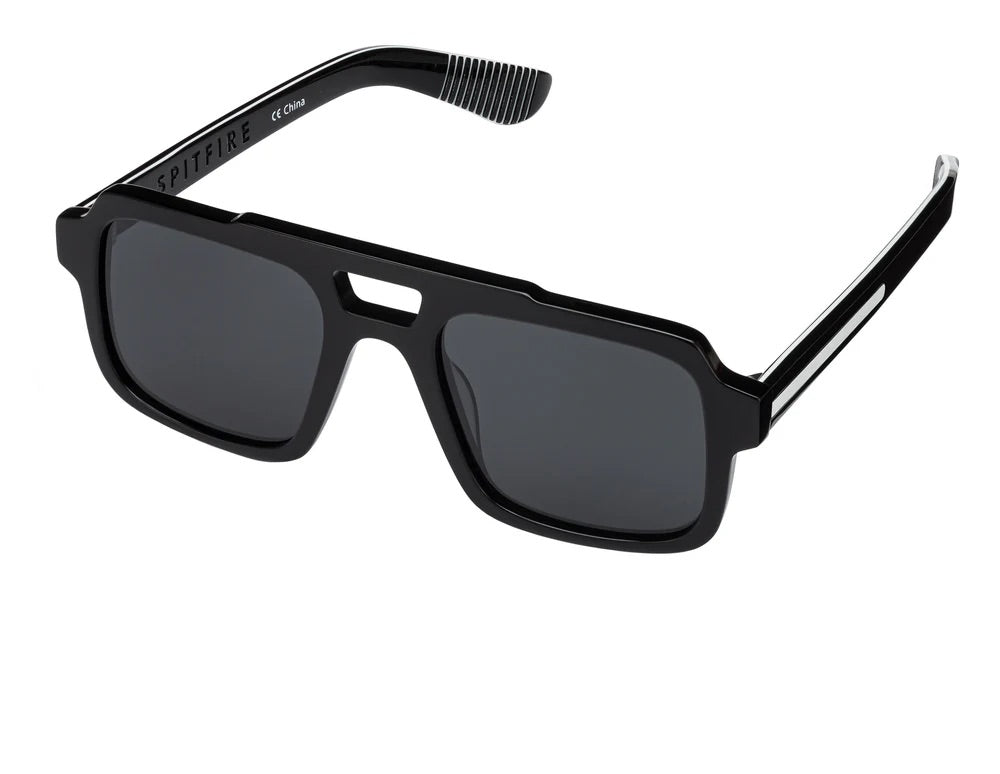 かめ Spitfire Sunglasses - CUT 58 (Black) – Awoke Vintage