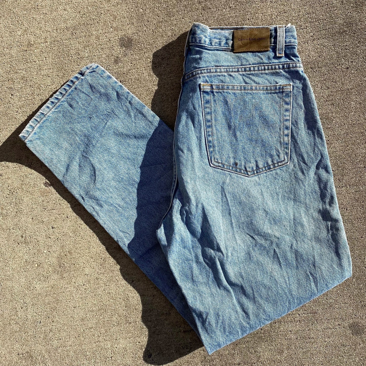 Calvin Klein Jeans – W: 31"