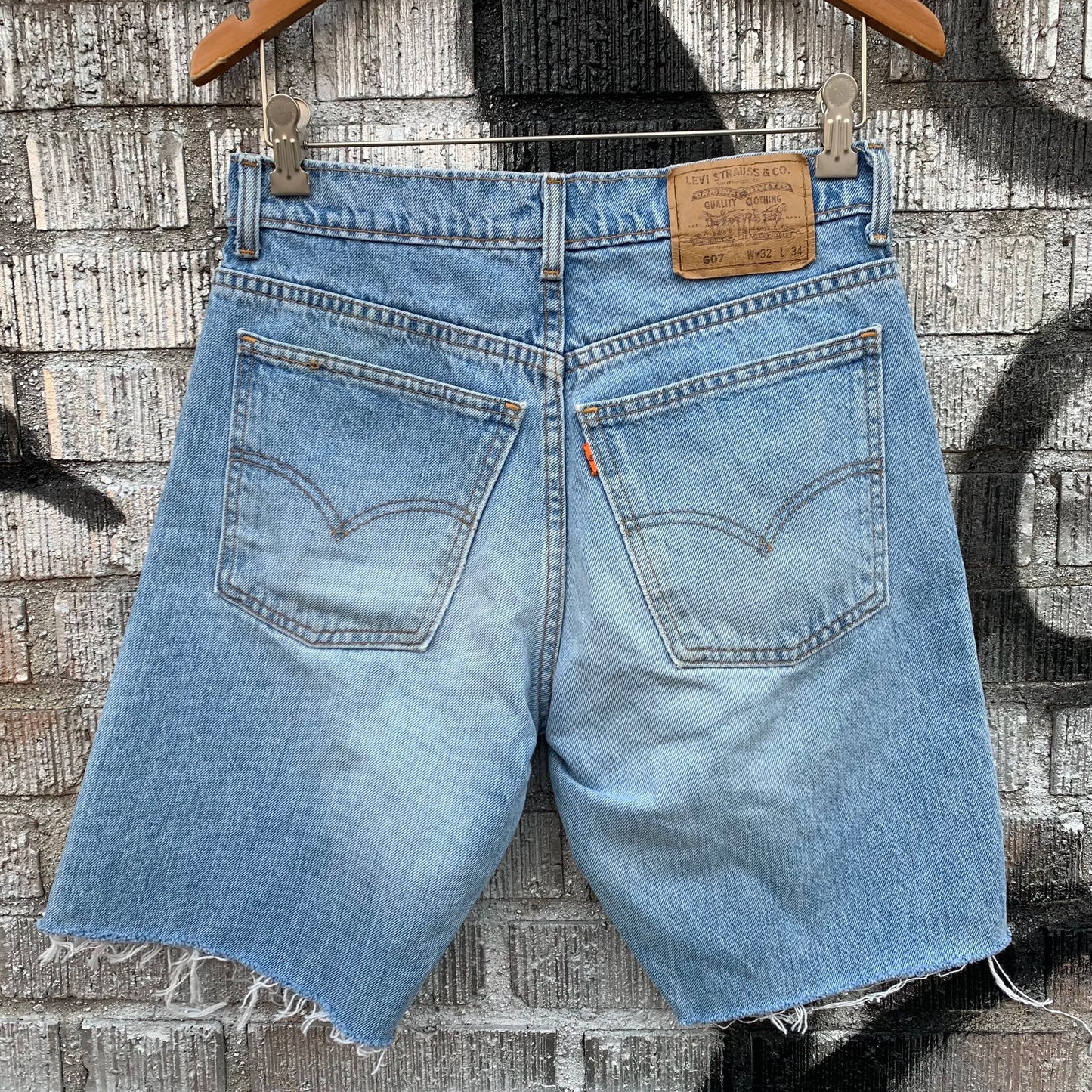 Levis 607 Cutoff Shorts – W: 30"