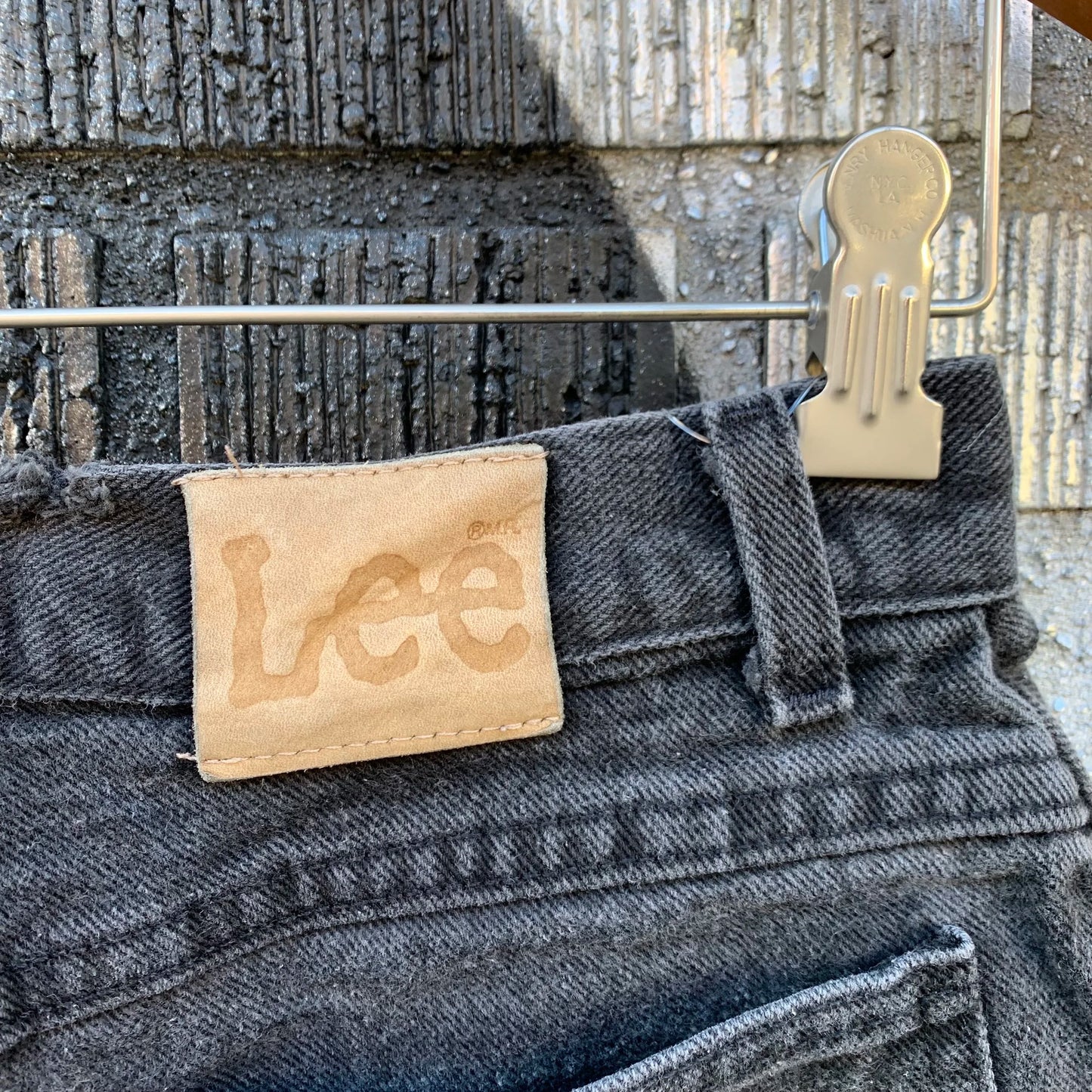 Lee High-Rise Denim Shorts – W: 26"