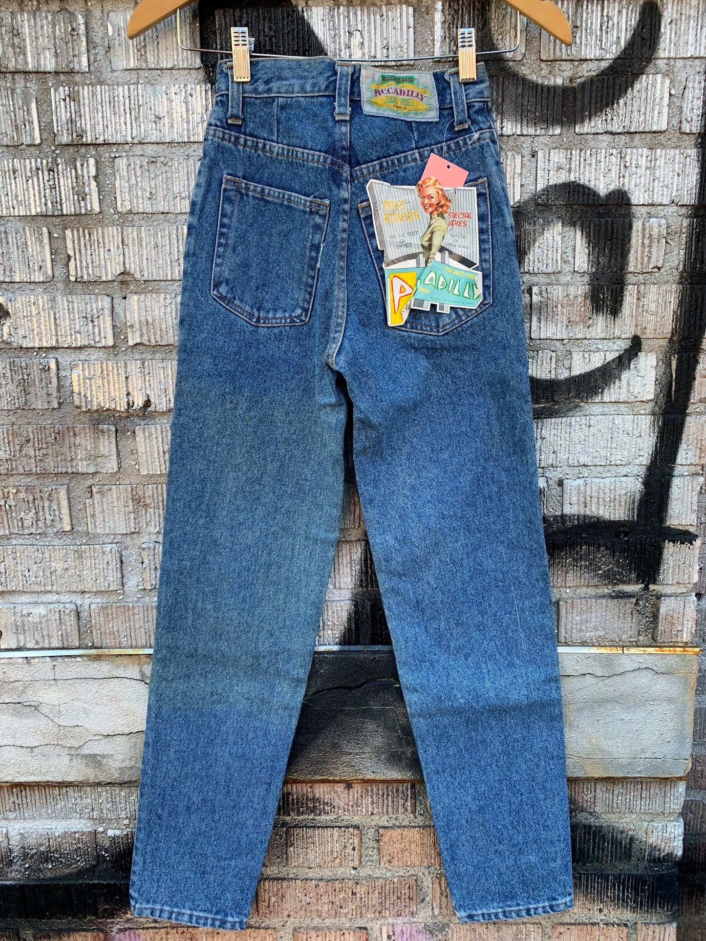 Piccadilly Jeans – W: 21"