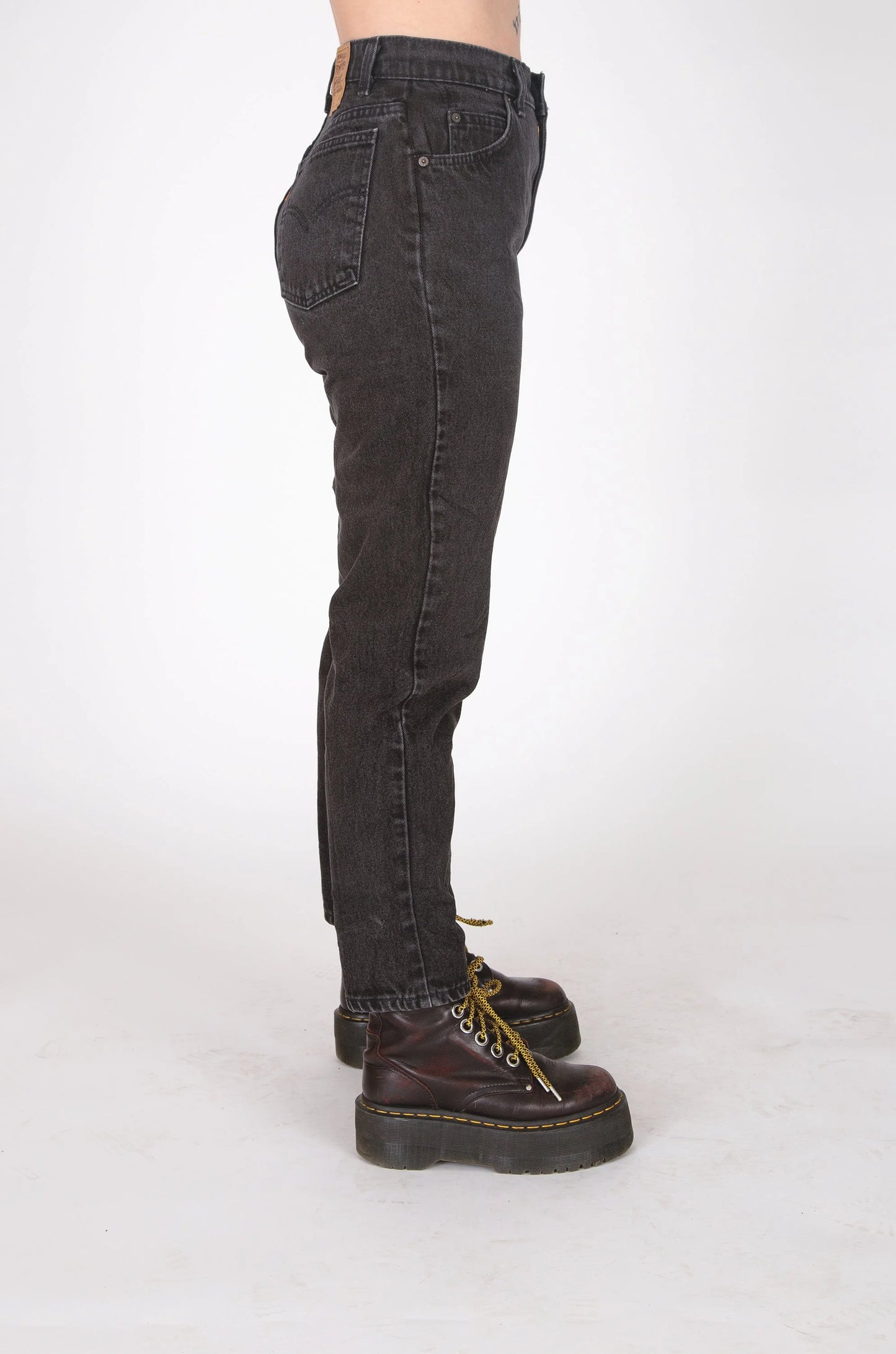 Levis Orange Tab Jeans – W: 28"
