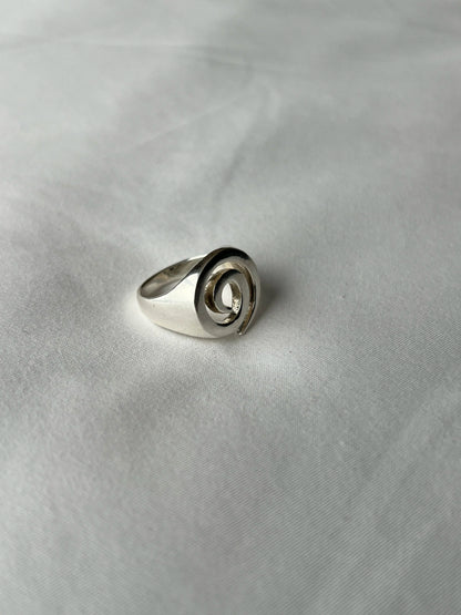 925 Sterling Silver Ring: Spiral