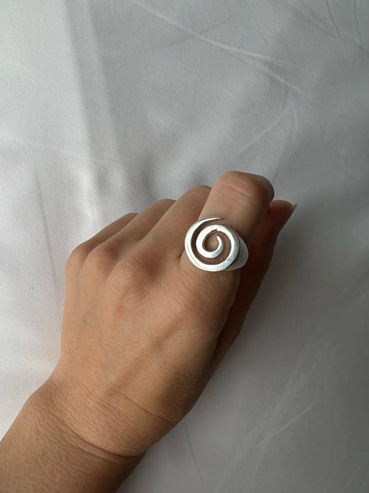 925 Sterling Silver Ring: Spiral
