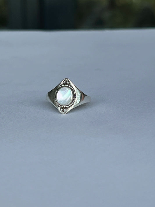 925 Sterling Silver Ring with Pearled Inset