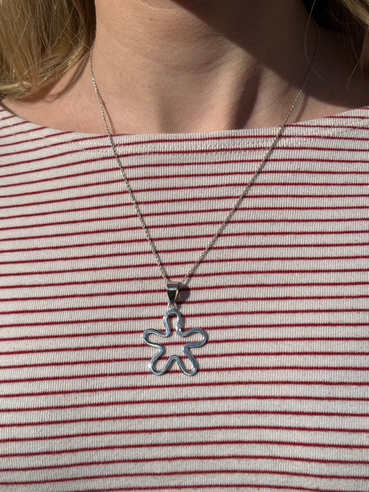 925 Sterling Silver Flower Necklace