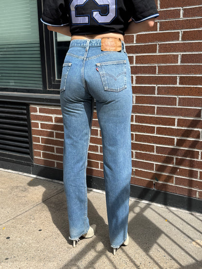 Levi Jeans 501s - W: 26"