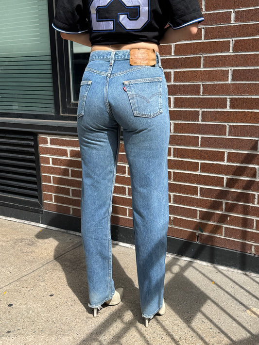 Levi Jeans 501s - W: 26"