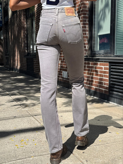 Levi Jeans 501s - W: 24"