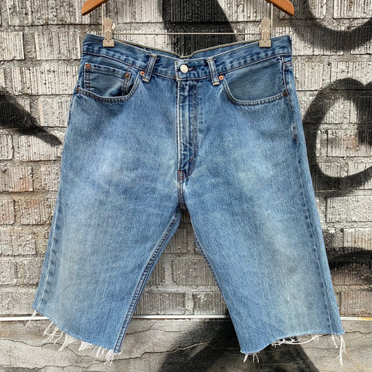 Levis 505 Cutoff Shorts – W: 36"