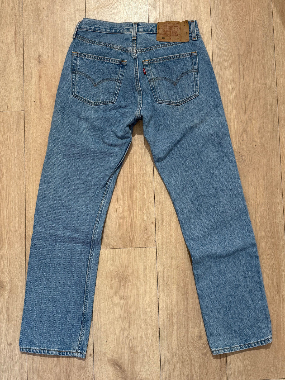 Levi Jeans 501s - W: 27"