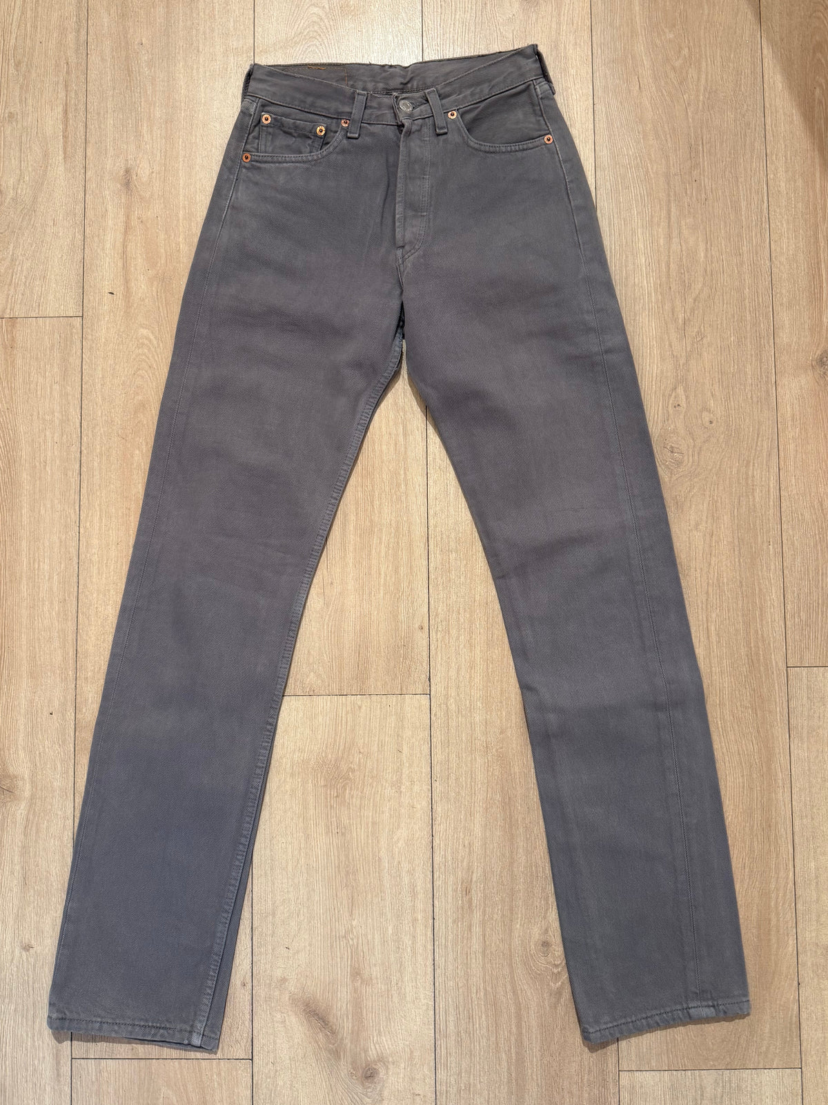 Levi Jeans 501s - W: 24"
