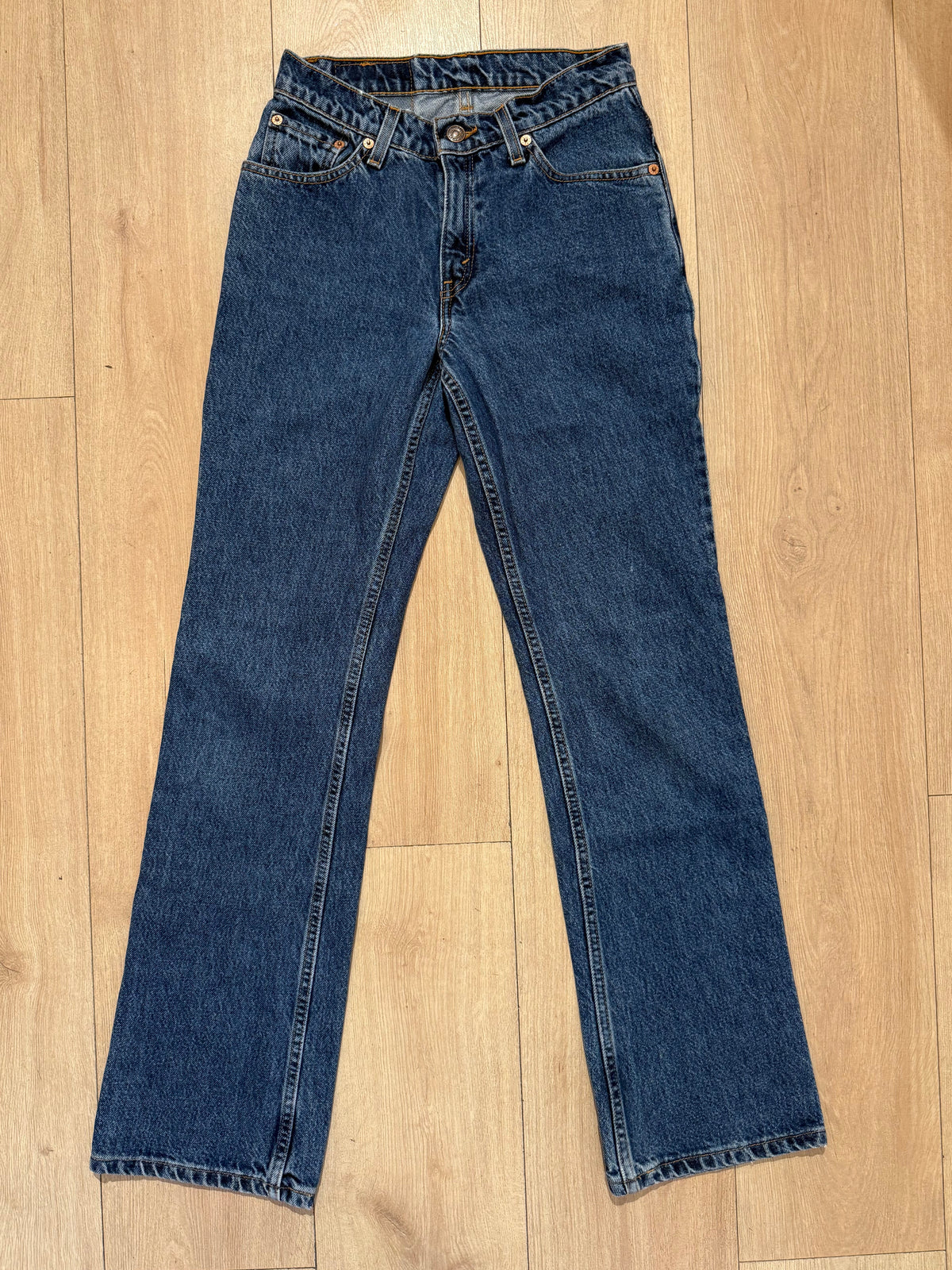 Levi Jeans 519 Slim Bootcut - W: 24"