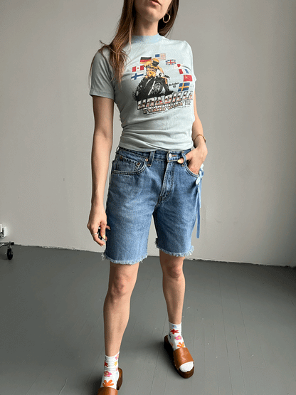 Levis 514 Cutoff Shorts – W: 27"